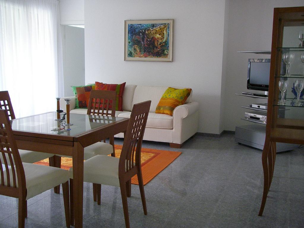 Residenza Gridone Ασκόνα Δωμάτιο φωτογραφία